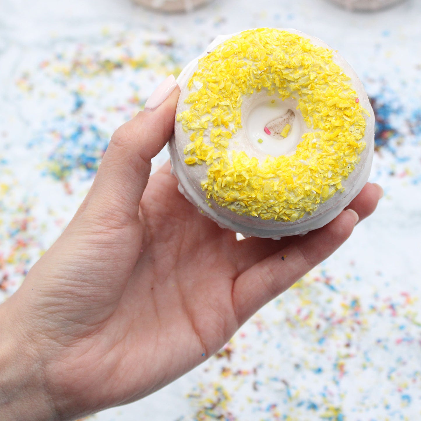 Cinnamon & Vanilla Scented Bath Bomb