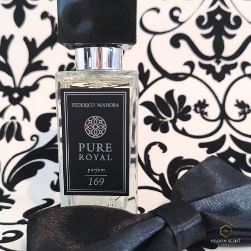 No169 is described as a relaxing and spicy fragrance. This fragrance is similar to D&G Light Blue Pour Homme. This would make the perfect gift for your Friend, Husband or Boyfriend.  Fragrance notes:  Head: Sicilian Mandarin  Heart: Rosemary, Rosewood, Sichuan Pepper  Base: Incense, Oakmoss   Capacity: 50ml 